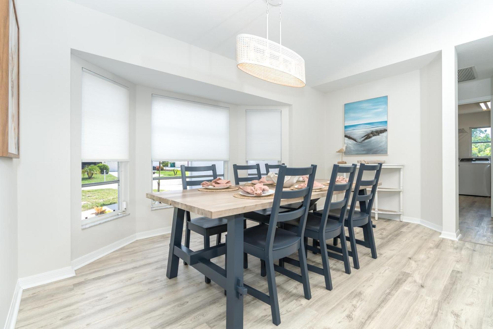 Beautiful Spacious Home! Close To Beaches - Heated Private Pool Englewood Exterior photo